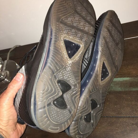 NIKE LEBRON X JE ICON QS JOHN ELLIOTT SUMMIT Black SAIL SZ 11.5 AQ0114-001) - Picture 7 of 9